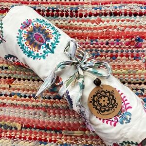 Natural Life Cotton Sheet Set with Floral Embroidery